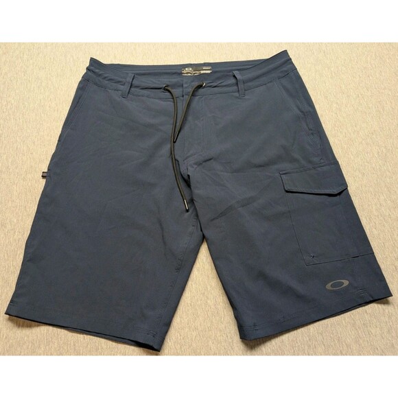 Oakley Shorts Mens Size 32 Blue Regular Fit Flat Front Performance Cargo Pocket - Picture 1 of 6